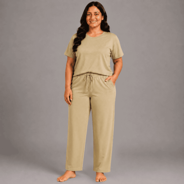 Crew Neck / Round Neck Tops for Women